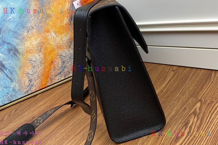 ★미러급★루이비통 로버스토 브리프케이스 M30591