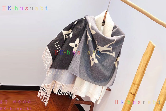 NEW 루이비통 스카프 신상 L 572220（색상랜덤）
