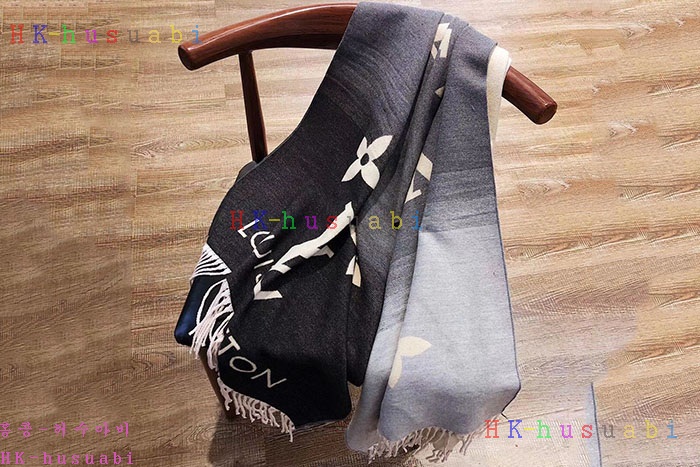 NEW 루이비통 스카프 신상 L 572220（색상랜덤）