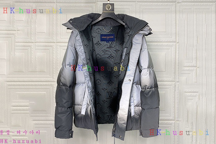 NEW 루이비통 패딩 신상 LV 235006