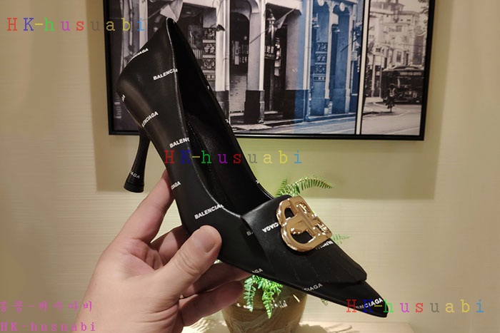 NEW 발렌시아가 신발 신상 B 844102