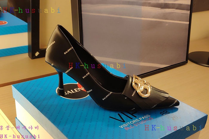 NEW 발렌시아가 신발 신상 B 844102