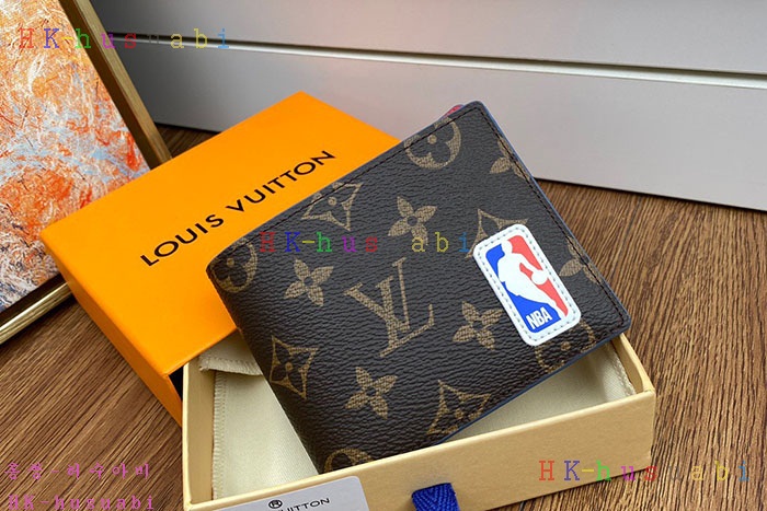 ★미러급★루이비통 x NBA  멀티플 월릿 M60895