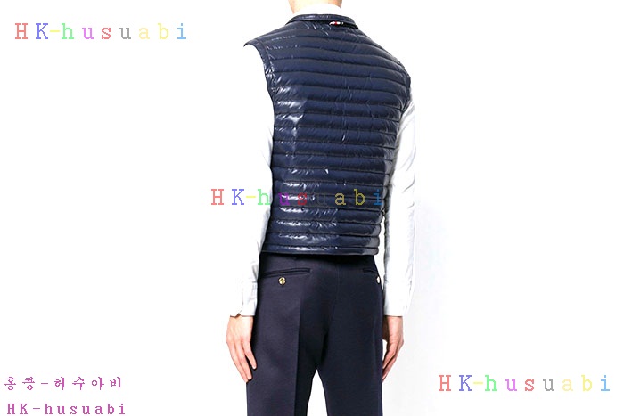 NEW 톰브라운 패딩조끼 신상 TB 572235