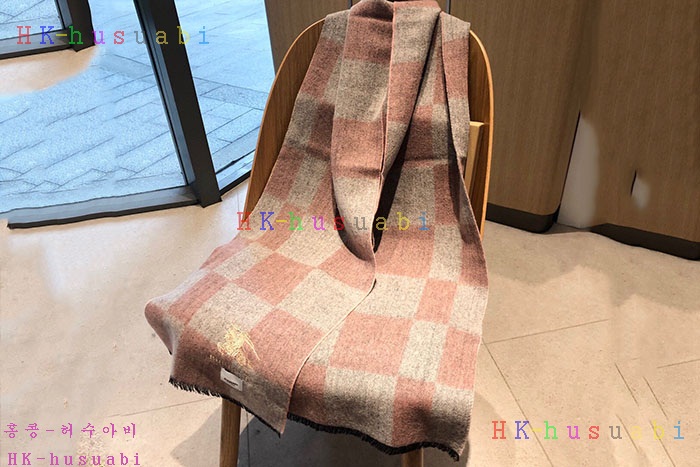 NEW 버버리 머플러 신상 BB 573351