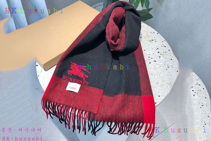 NEW 버버리 머플러 신상 BB 573352