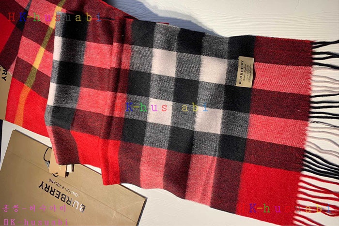NEW 버버리 머플러 신상 BB 573335