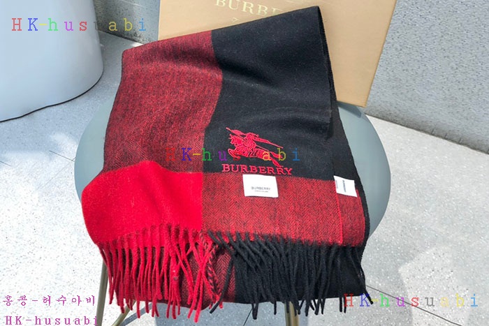NEW 버버리 머플러 신상 BB 573352