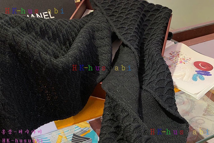 NEW 샤넬 머플러 신상 CH 2452230