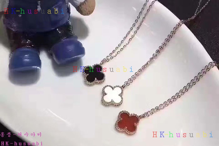NEW 반클리에 앤 아펠 목걸이  V 654429