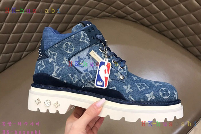 NEW 루이비통 신발 신상  LV 426633