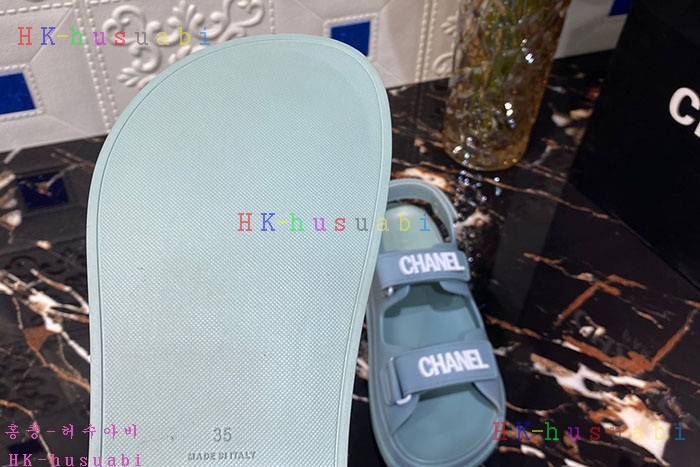 NEW 샤넬 샌들 신상 C 1425899