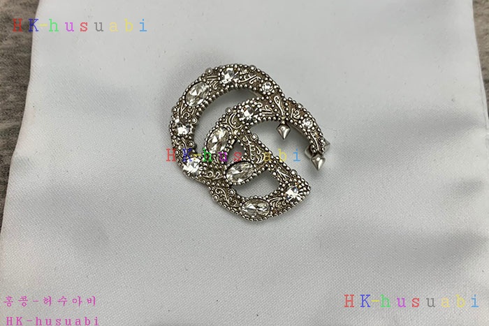 NEW 구찌 브로치 신상 GU 7259350