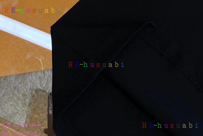 NEW 루이비통 반팔티 신상 LV 733215