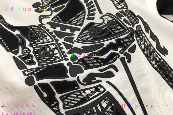 NEW 버버리 반팔티 신상 BB 7458231