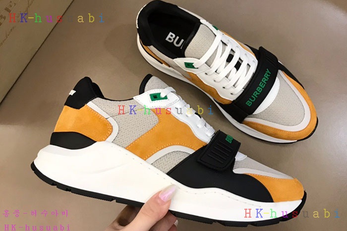 NEW 버버리 스니커즈 신상 BB 652556