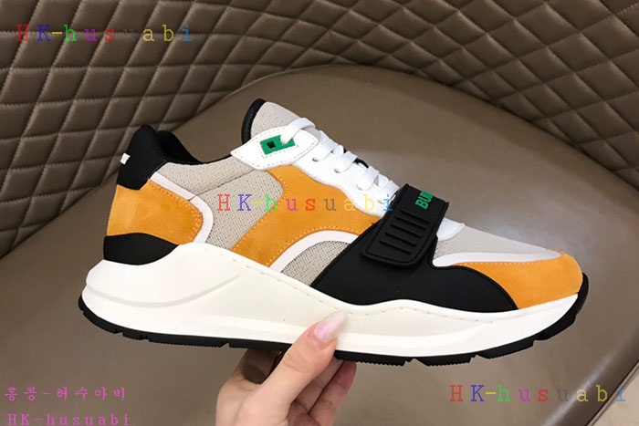 NEW 버버리 스니커즈 신상 BB 652556