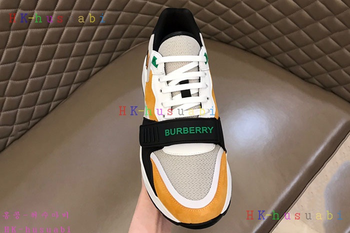 NEW 버버리 스니커즈 신상 BB 652556