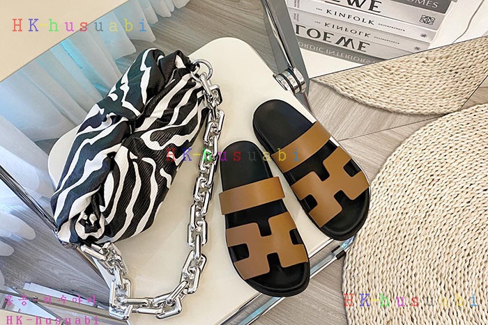 NEW 에르메스 슬리퍼 신상 H 243550