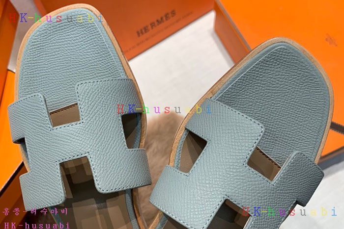 NEW 에르메스 슬리퍼 신상 H 243558