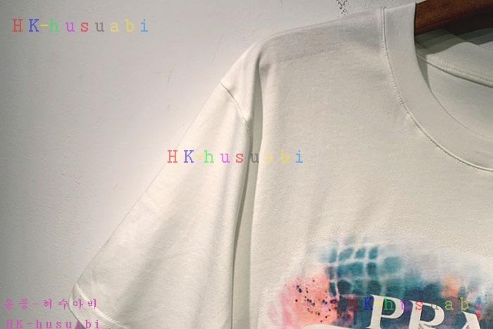 NEW 프라다 반팔티 신상 P 1114252