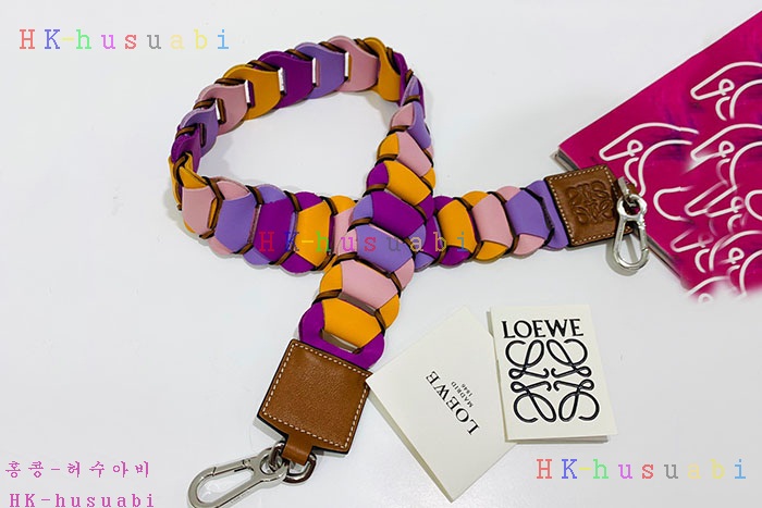 NEW 로에베 가죽 스트랩  LW 399243