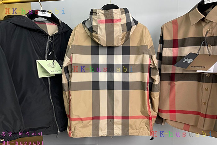 NEW 버버리 자켓 신상 B 572555