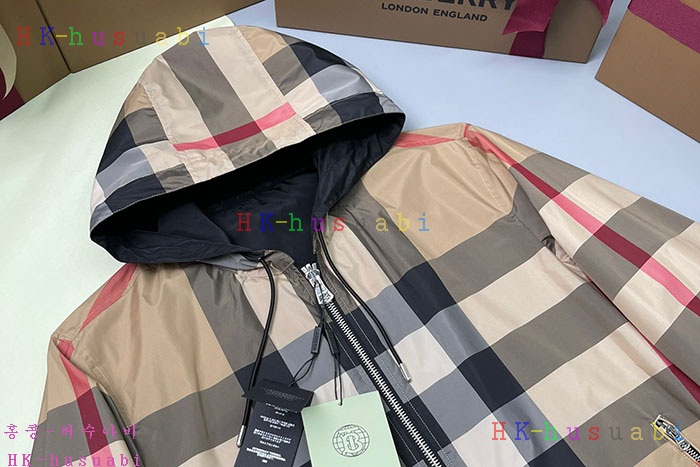NEW 버버리 자켓 신상 B 572555