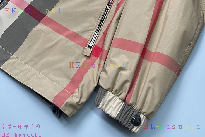 NEW 버버리 자켓 신상 B 572555