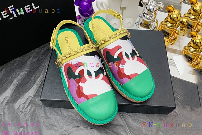 NEW 샤넬  샌들 신상 C 557295