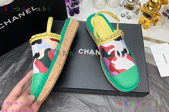 NEW 샤넬  샌들 신상 C 557295