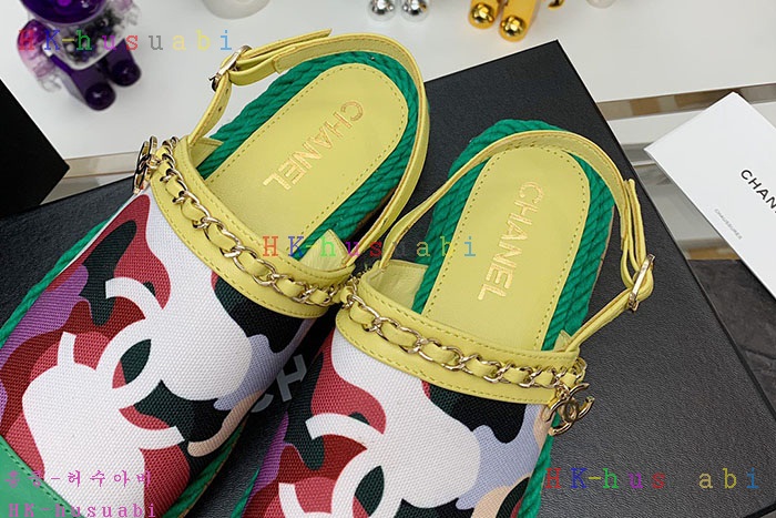 NEW 샤넬  샌들 신상 C 557295