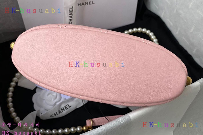 ★미러급★샤넬 카프스킨 퀼팅 CC 로고 펄 스트랩 스몰 호보백 AS2503-4
