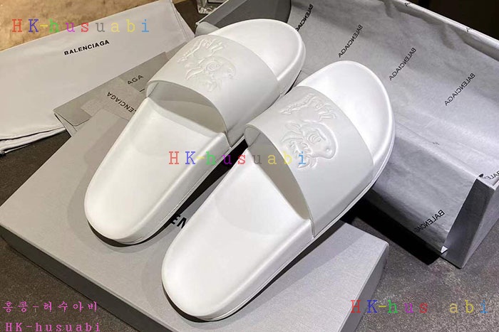NEW 발렌시아가 슬리퍼 신상 B 922556