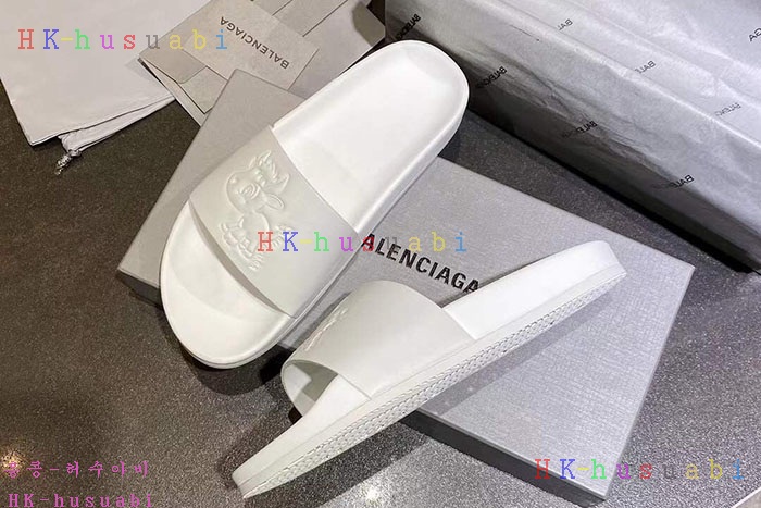 NEW 발렌시아가 슬리퍼 신상 B 922556