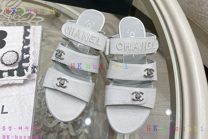 NEW 샤넬 샌들 신상 C 678826