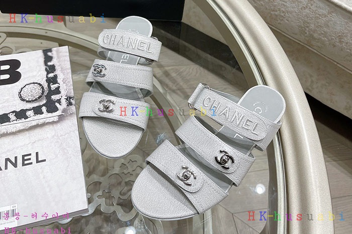 NEW 샤넬 샌들 신상 C 678826