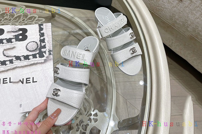 NEW 샤넬 샌들 신상 C 678826