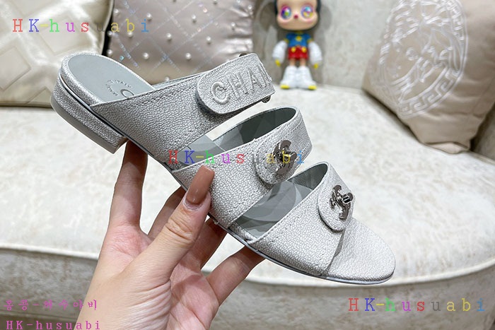 NEW 샤넬 샌들 신상 C 678826