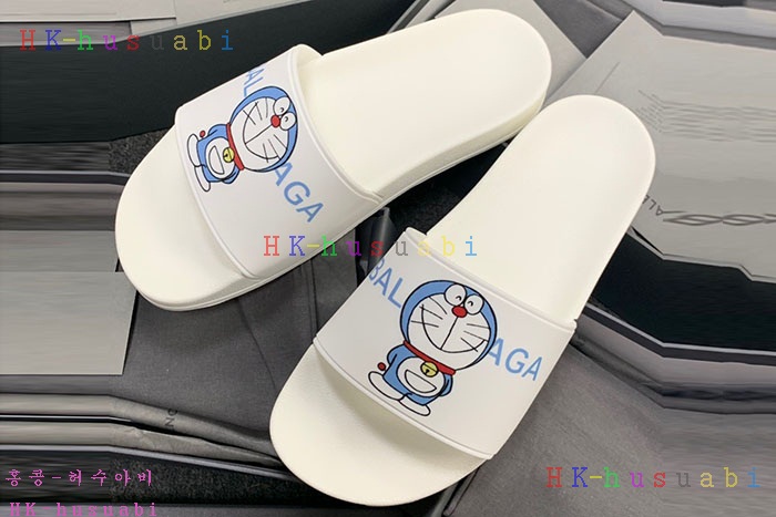 NEW 발렌시아가 슬리퍼 신상 B 445502