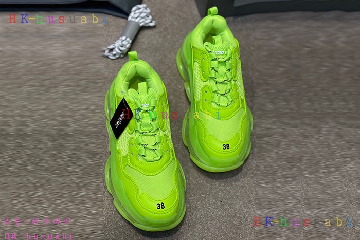 NEW 발렌시아가 스니커즈 신상 B 445509