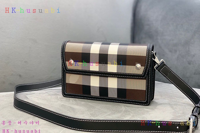 ★미러급★버버리 체크 크로스 BB 666850