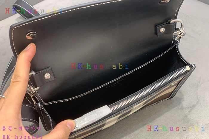 ★미러급★버버리 체크 크로스 BB 666850