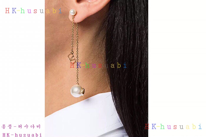 NEW 발렌티노 귀걸이 신상 V 358220