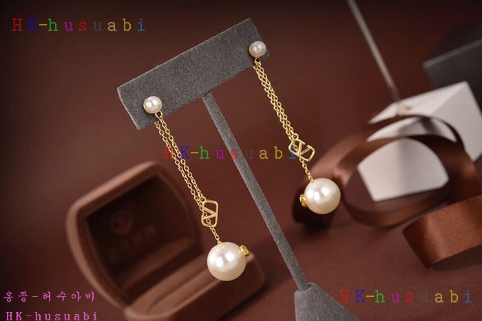 NEW 발렌티노 귀걸이 신상 V 358220