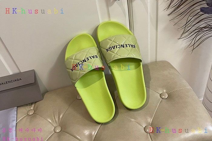 NEW 발렌시아가 슬리퍼 신상 B 447226