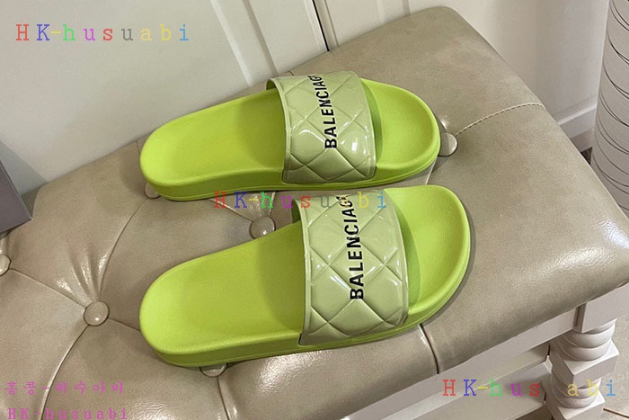 NEW 발렌시아가 슬리퍼 신상 B 447226