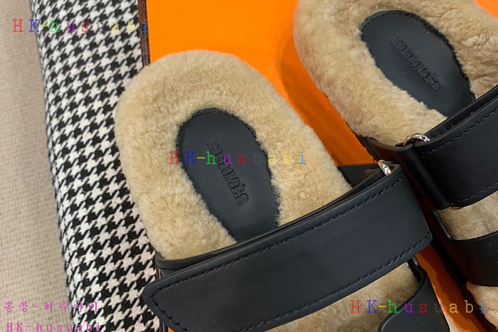 NEW 에르메스 슬리퍼 신상 H 4274440