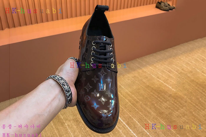NEW 루이비통 신발 신상 LV 362606