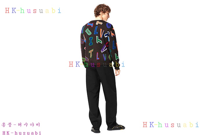 NEW 루이비통 니트 신상 LV 528865
